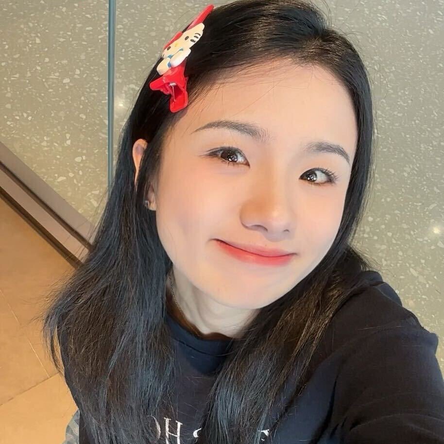 福州小财女是丽丽