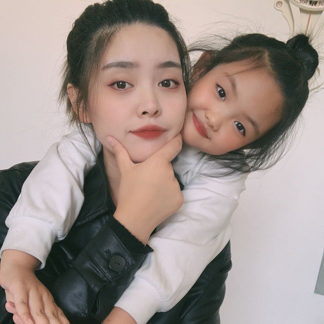 刘哈哈母女搞笑日常