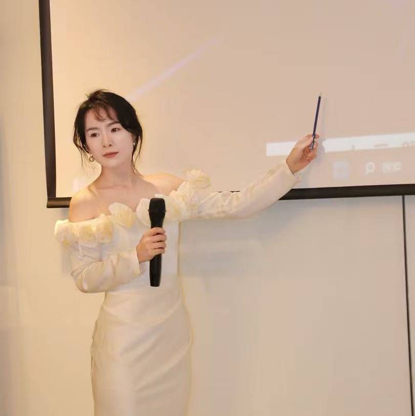 小妹情感专注女性智慧