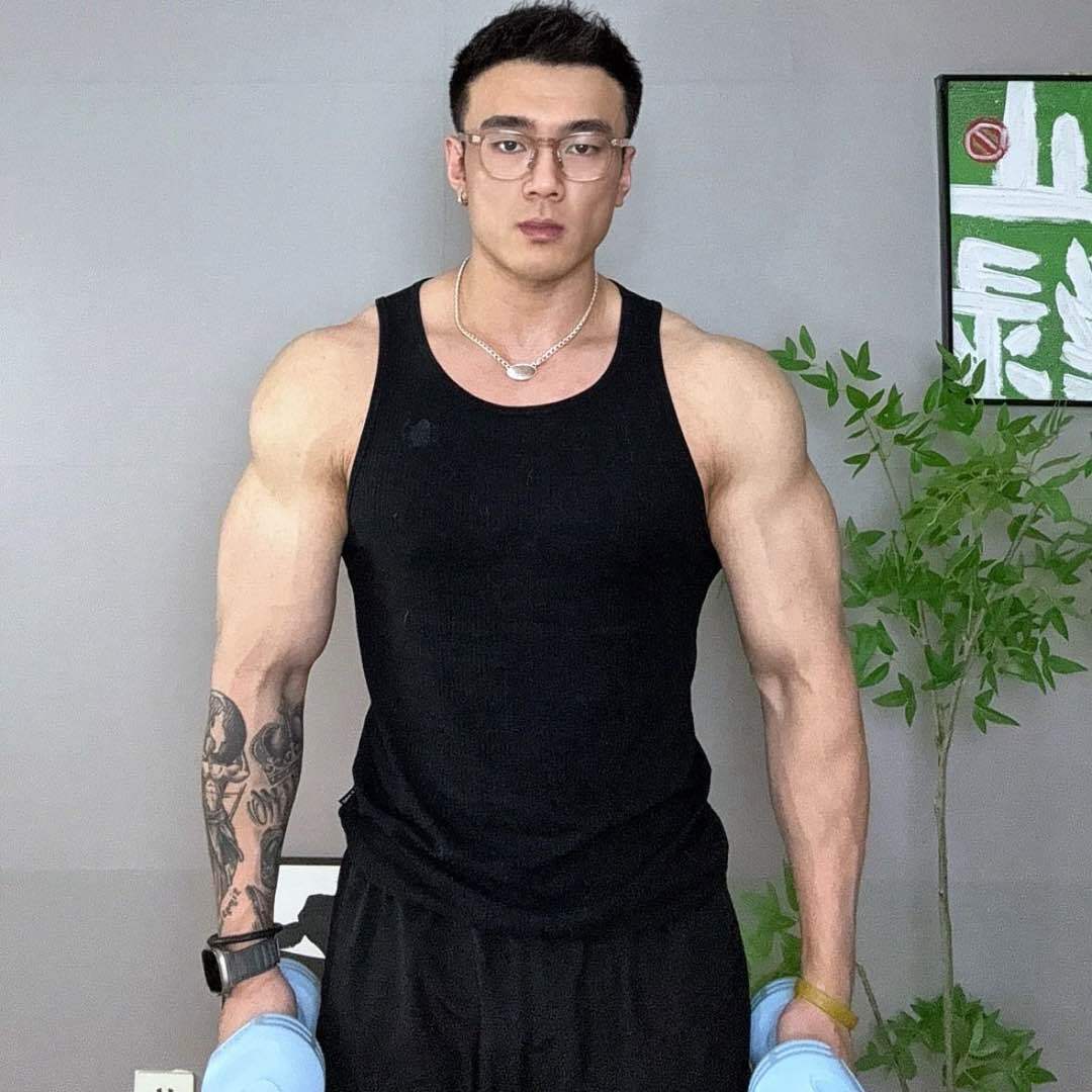 喵大壮子不健身