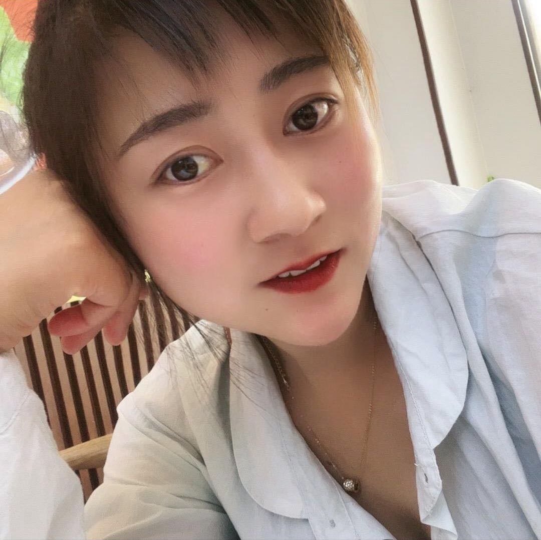 爱笑的村宝莉莉