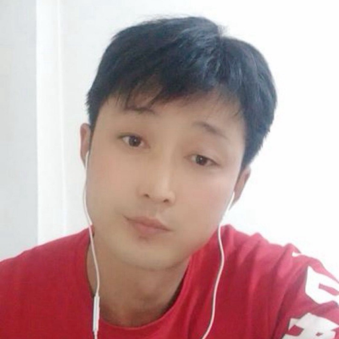 吃啥都没够小号