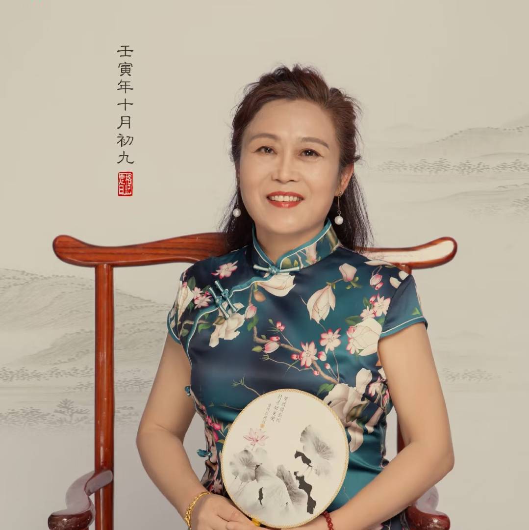 优雅小玲