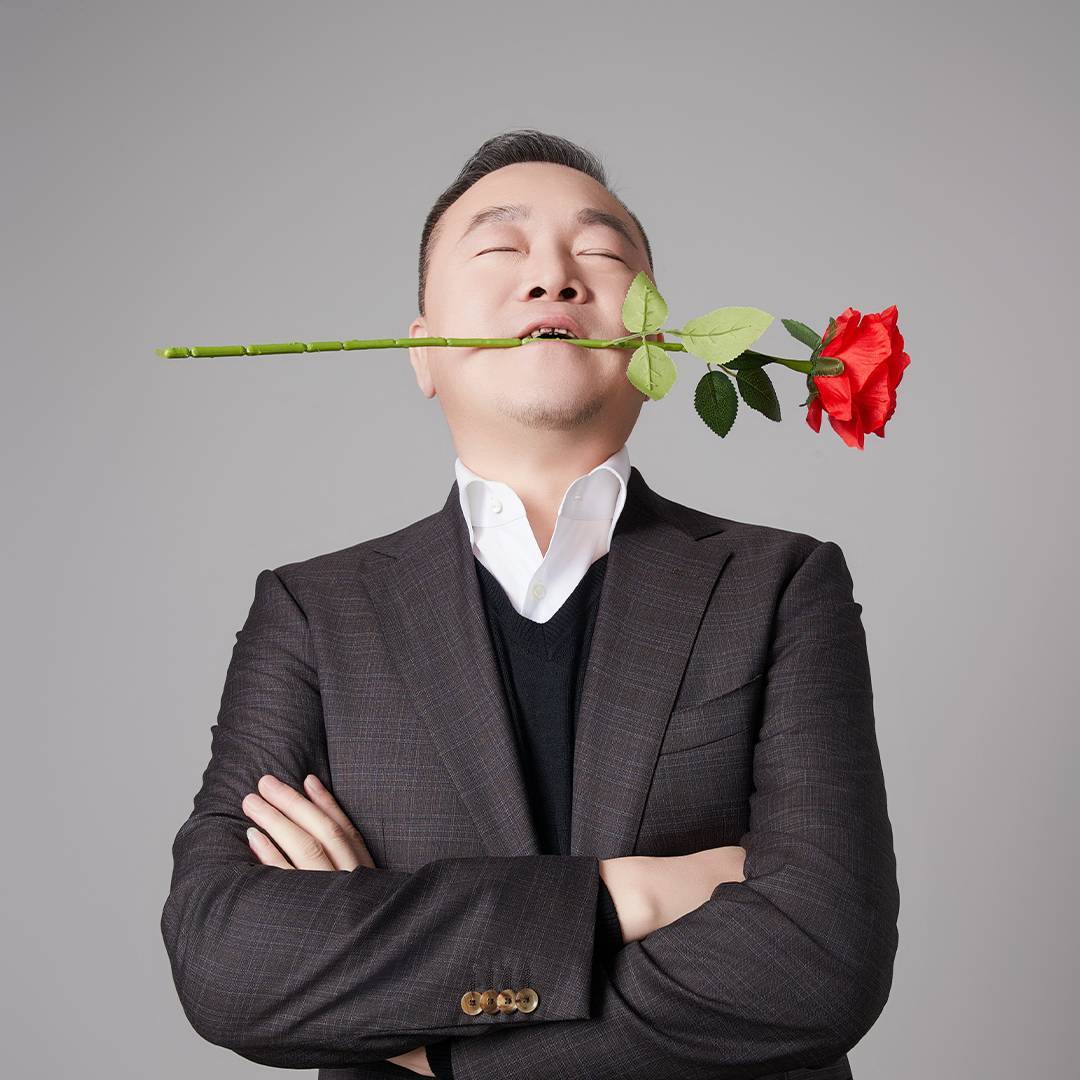 艾喝两口的老赵
