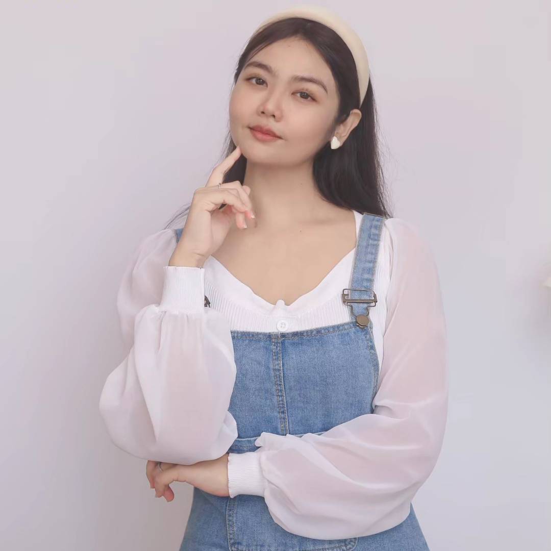 泰国妞教泰语说留学