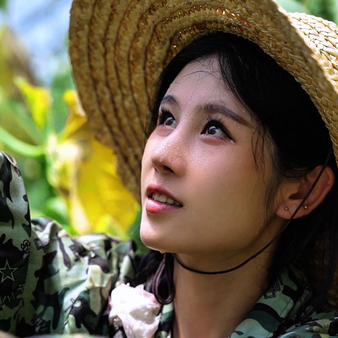 民女曹子榆