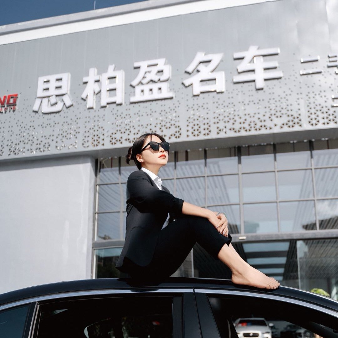 思柏盈名车小辣椒