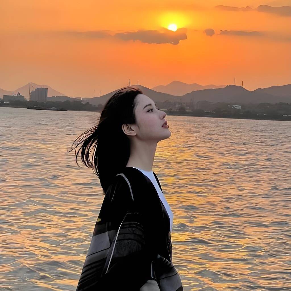 视频号情感排行榜第15名undefined,新榜指数789.8,新增作品数6,总推荐数11799,平均推荐数1966.5,最高推荐数10202