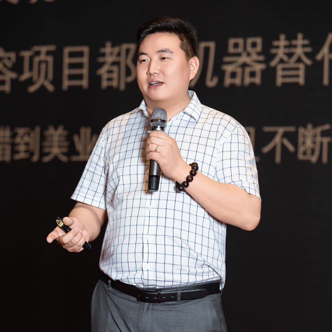 峰哥一梅俪众颜