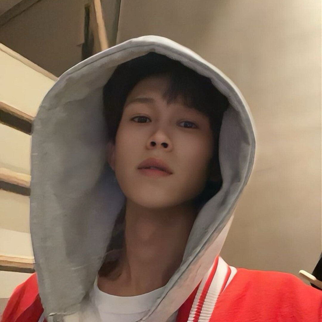 wang舜不抽象