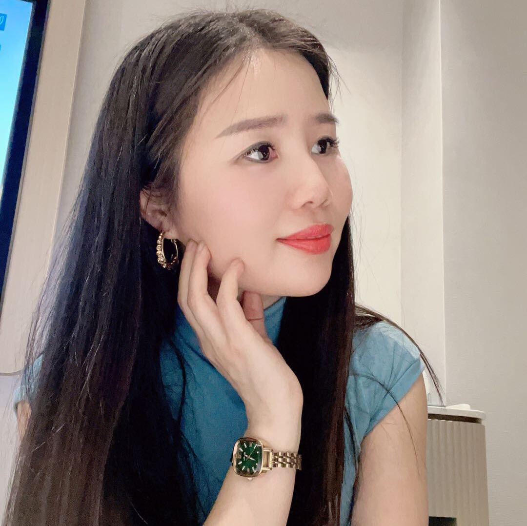 爱跳舞的美容小姐姐
