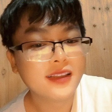 古麒麟伐木建房