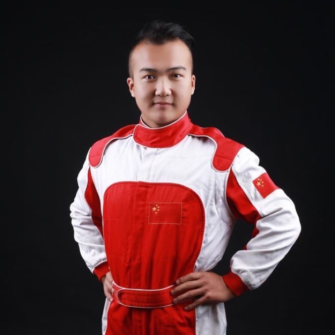 特技车手李师傅