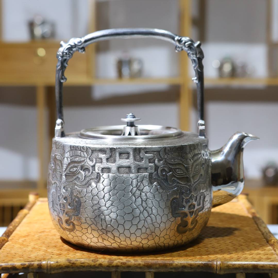 匠心手工银壶