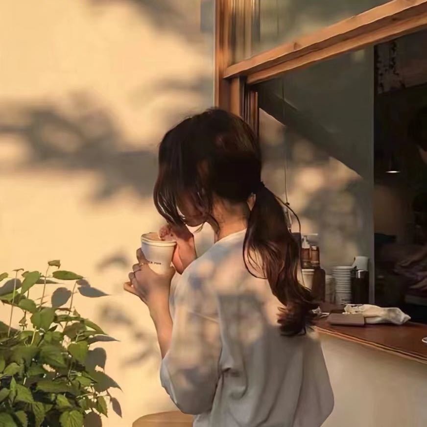 是墩墩小可爱呀