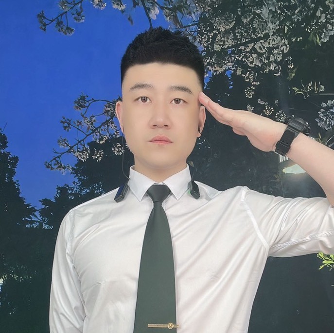 吴飞.手舞