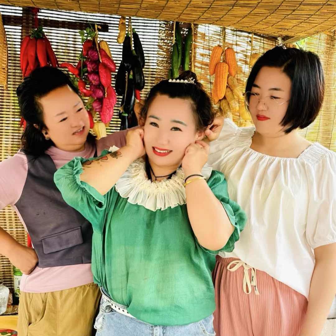 小平在婆家