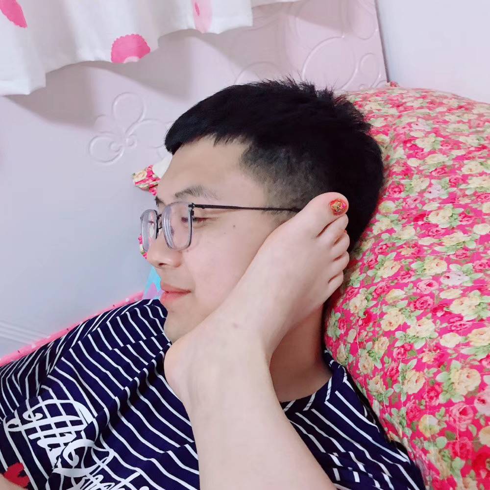 丶恐龙饲养员