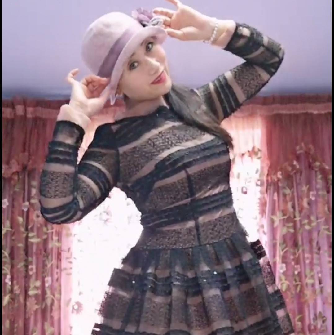 回眸v
