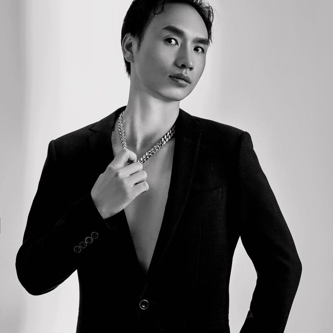 文山烫发王子柏师