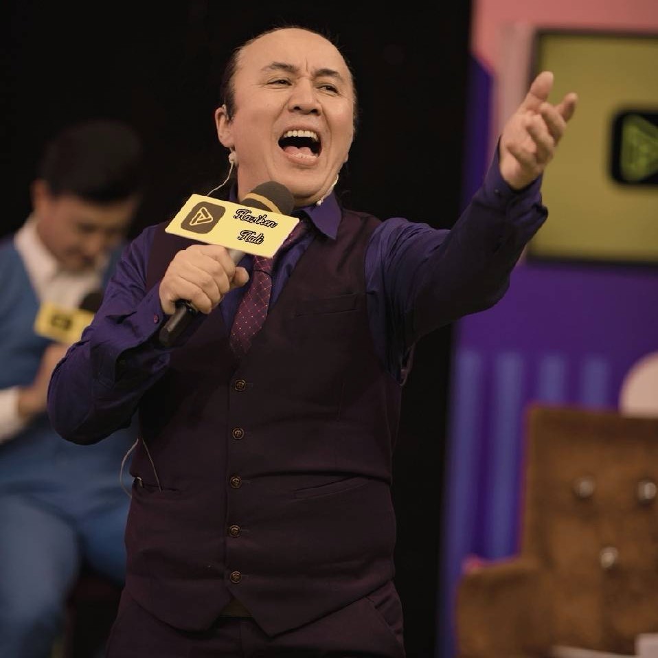 音乐人哈孜肯