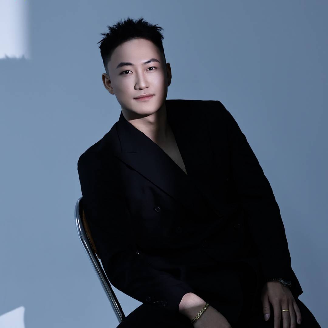 王斌.1018