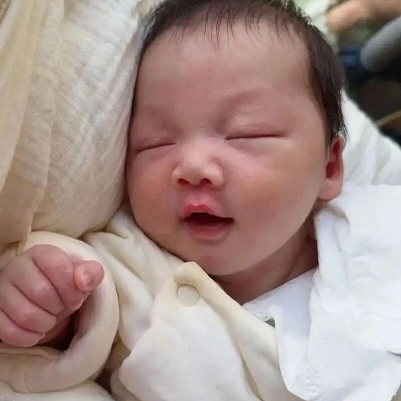 小桃子宝贝成长吖