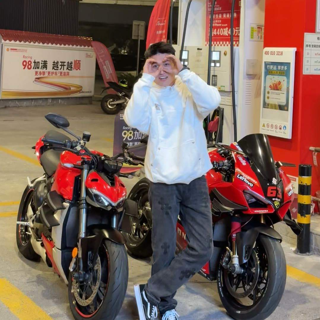 特技车手陈飞