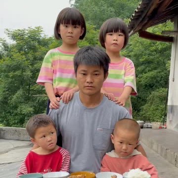 农村丑爸爸记录生活