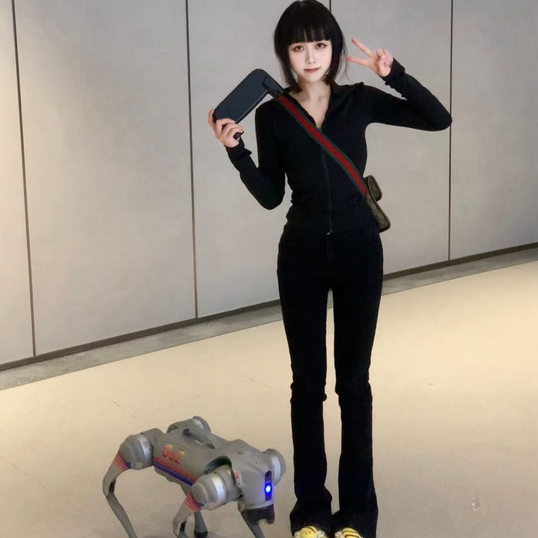 脸脸和小狗