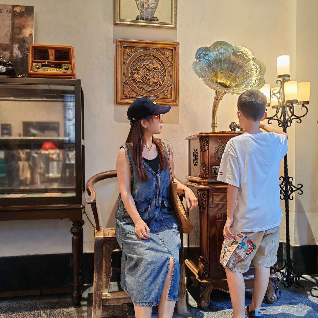 小镇做题家-冯冯