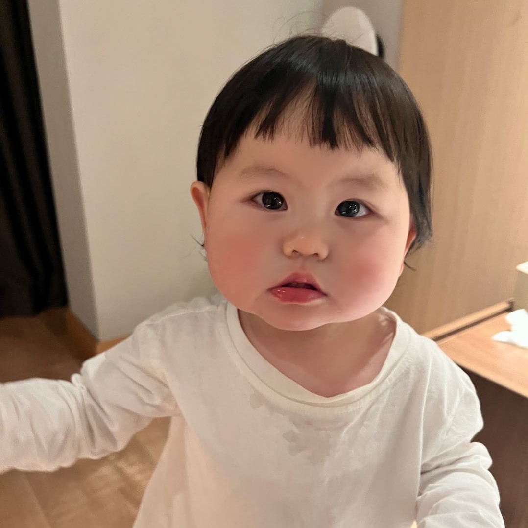 瑤一瑤小肉包..