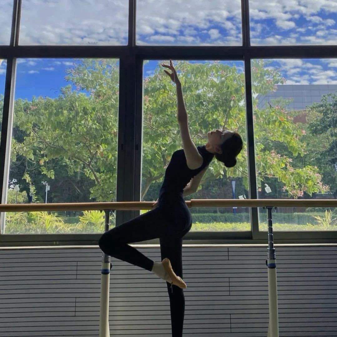 华翎舞蹈总校庞雨老师