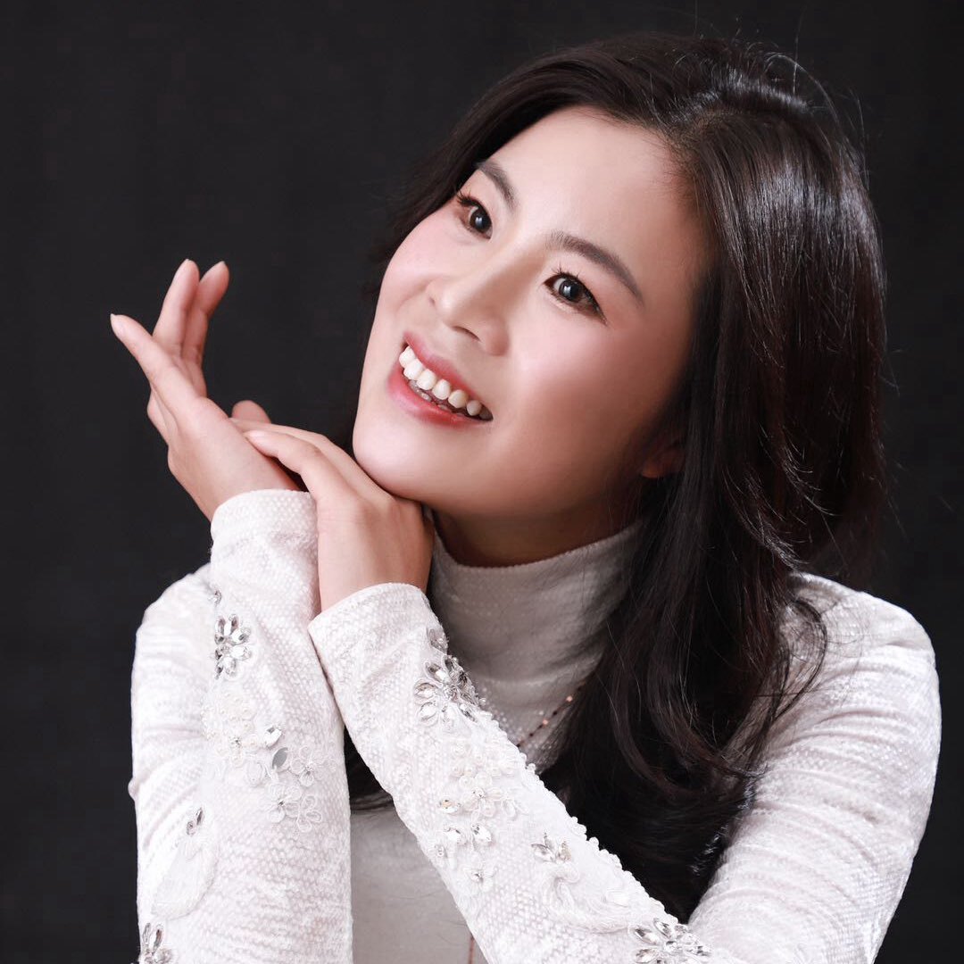 爱唱歌的小飞姐