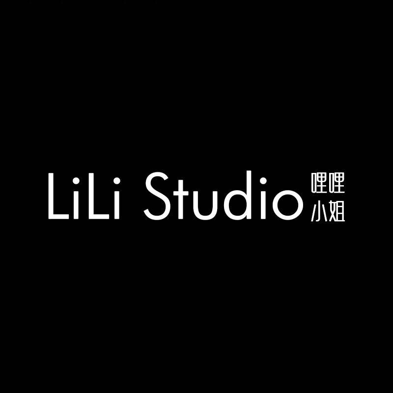 LiLi哩哩小姐