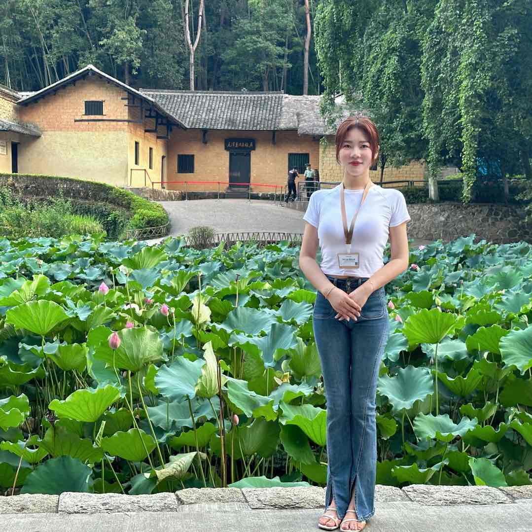 韶山旅游接待小蝶