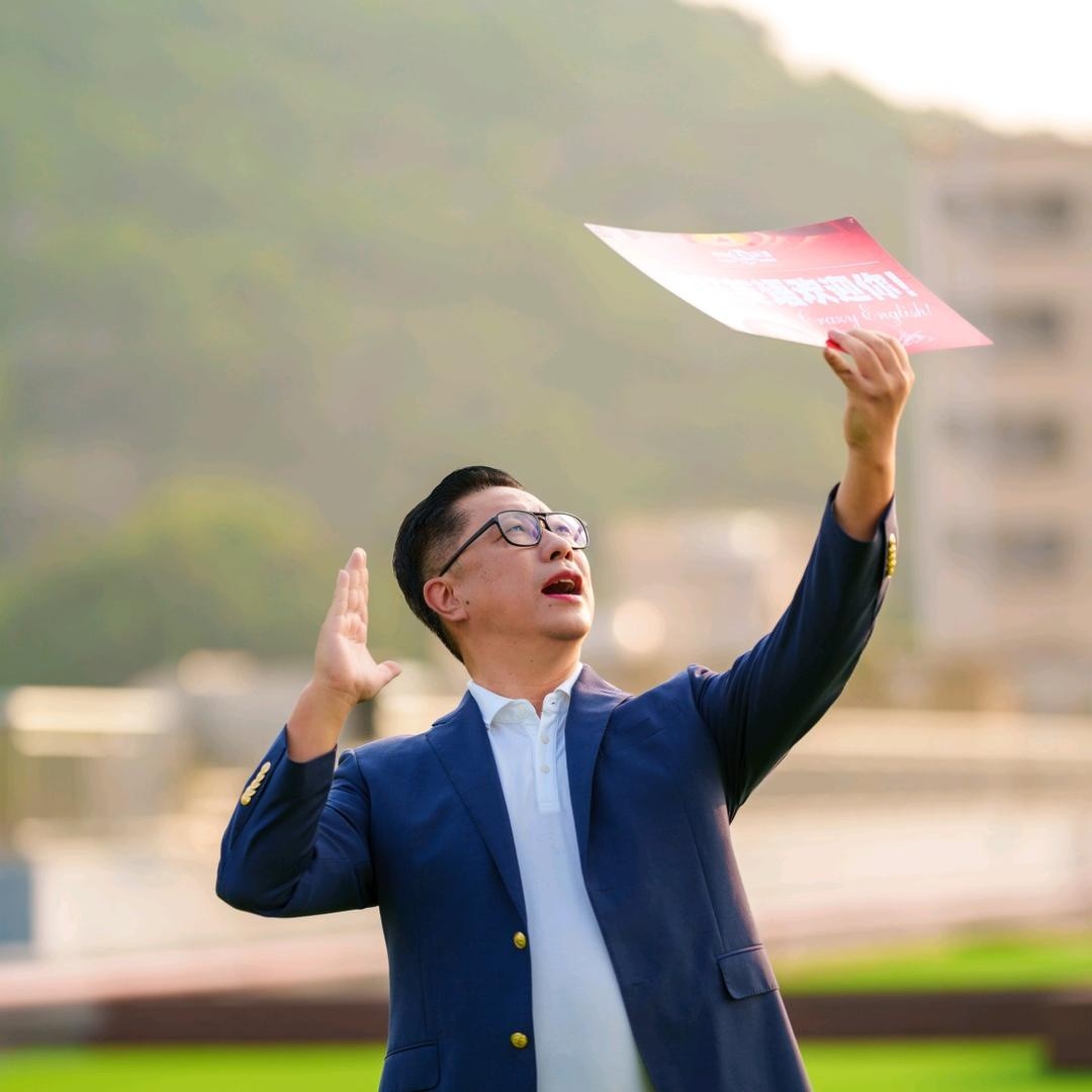 疯狂英语的李阳