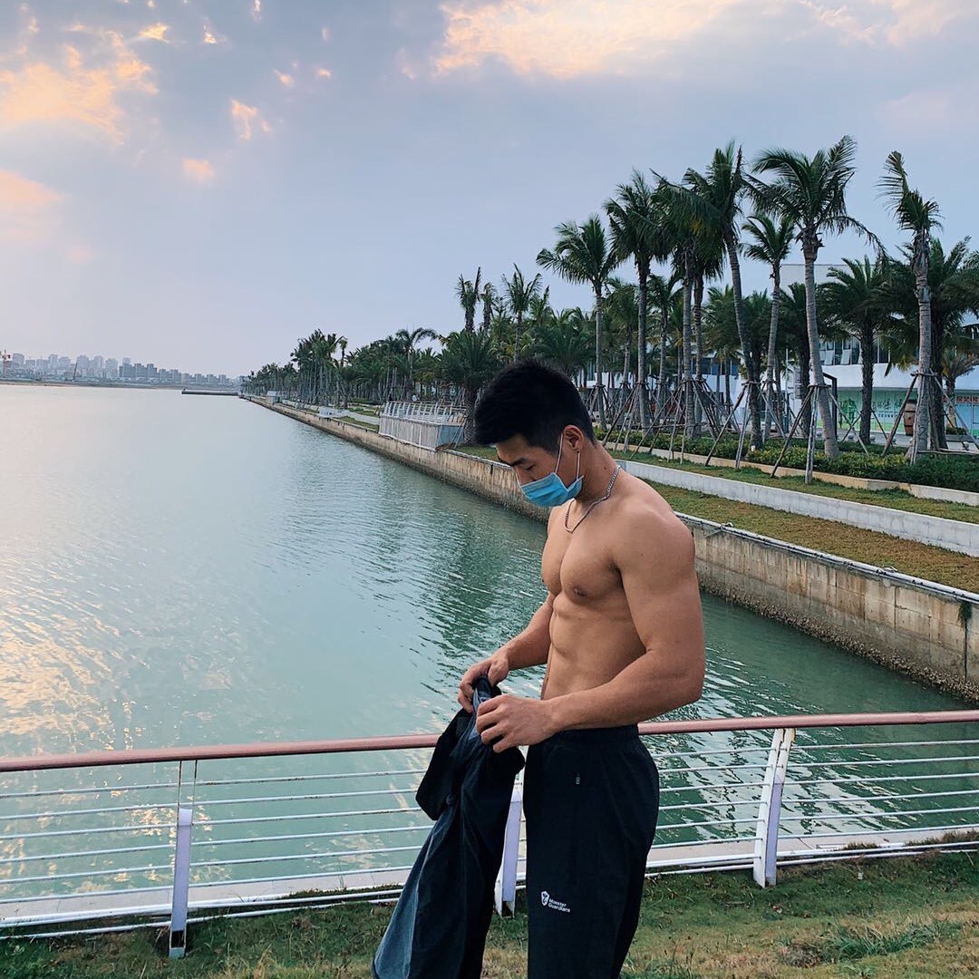 William很努力