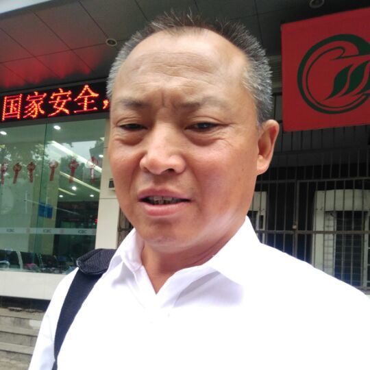 小六.哥