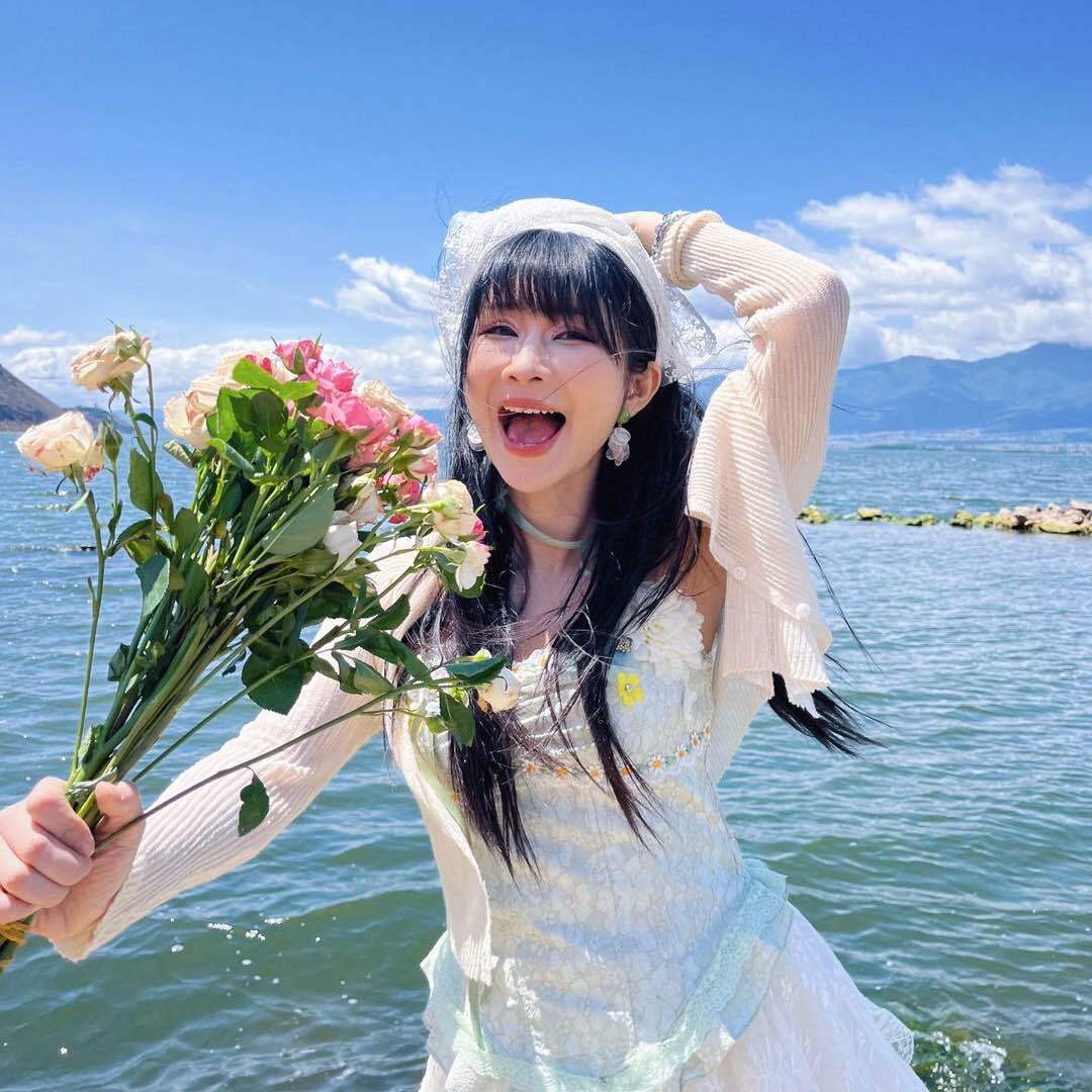 曲果果哇