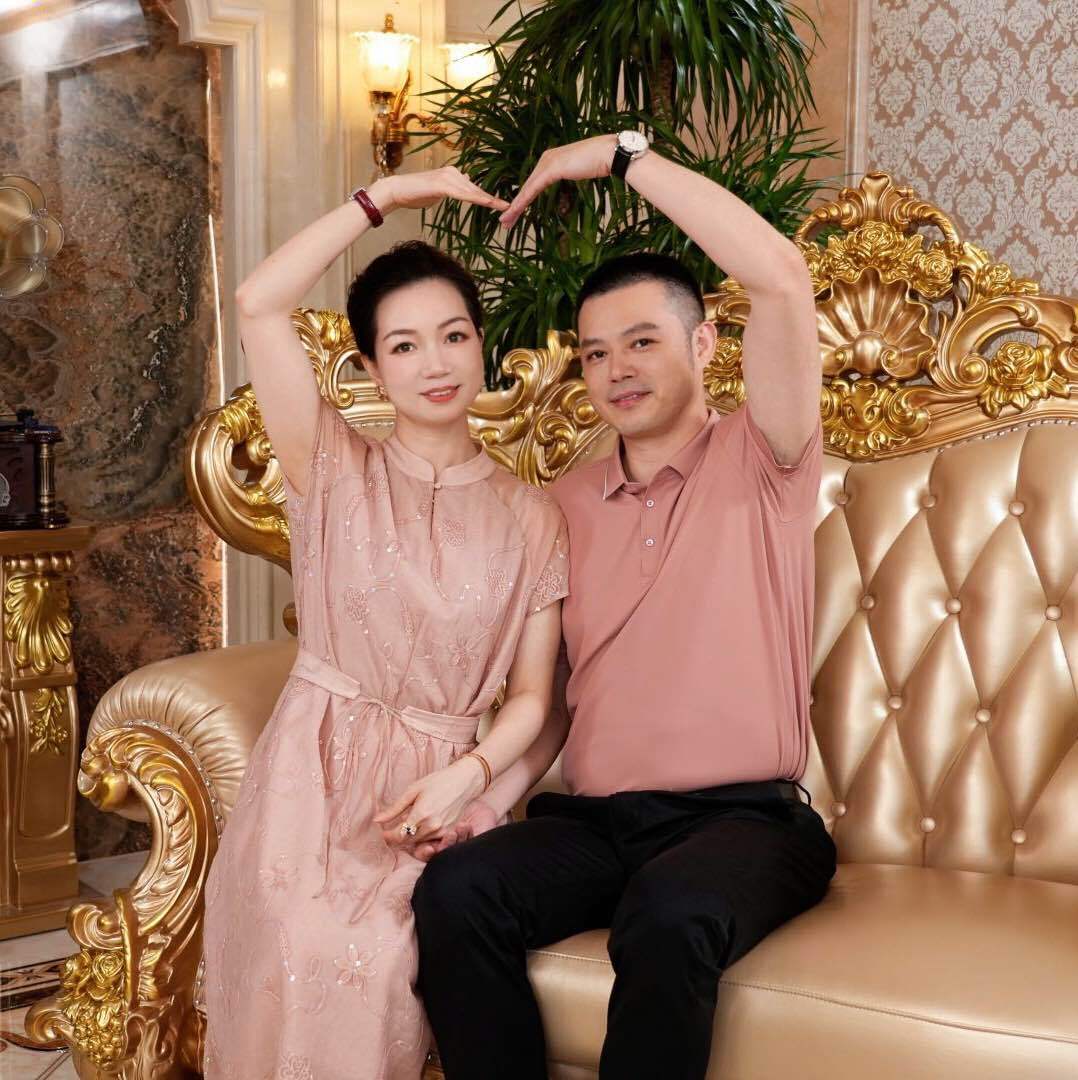 詩千逸高定女裝