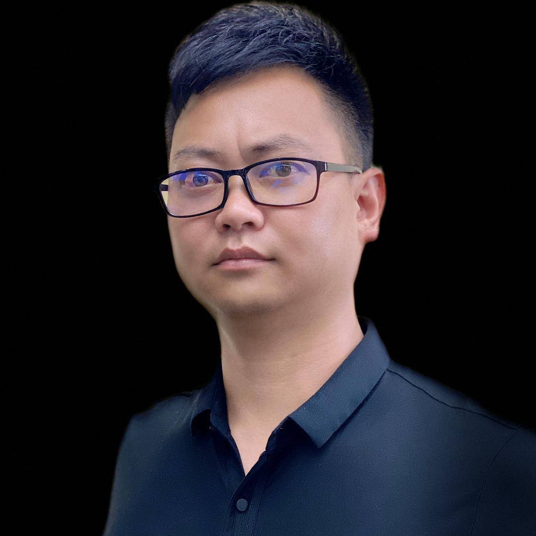建哥哥一导演