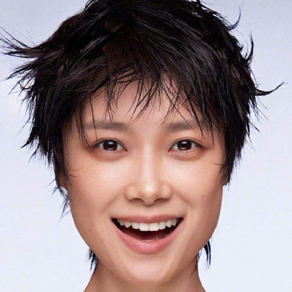 李宇春工作室