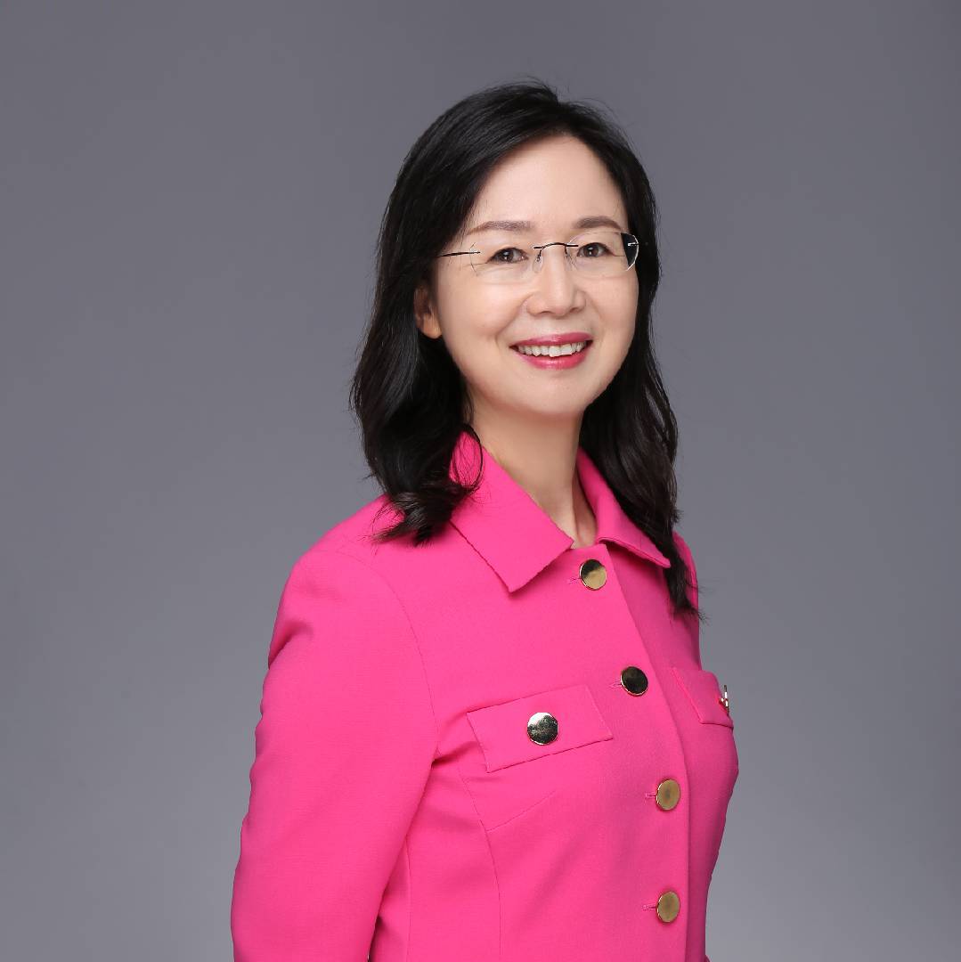 尹建莉母爱教育