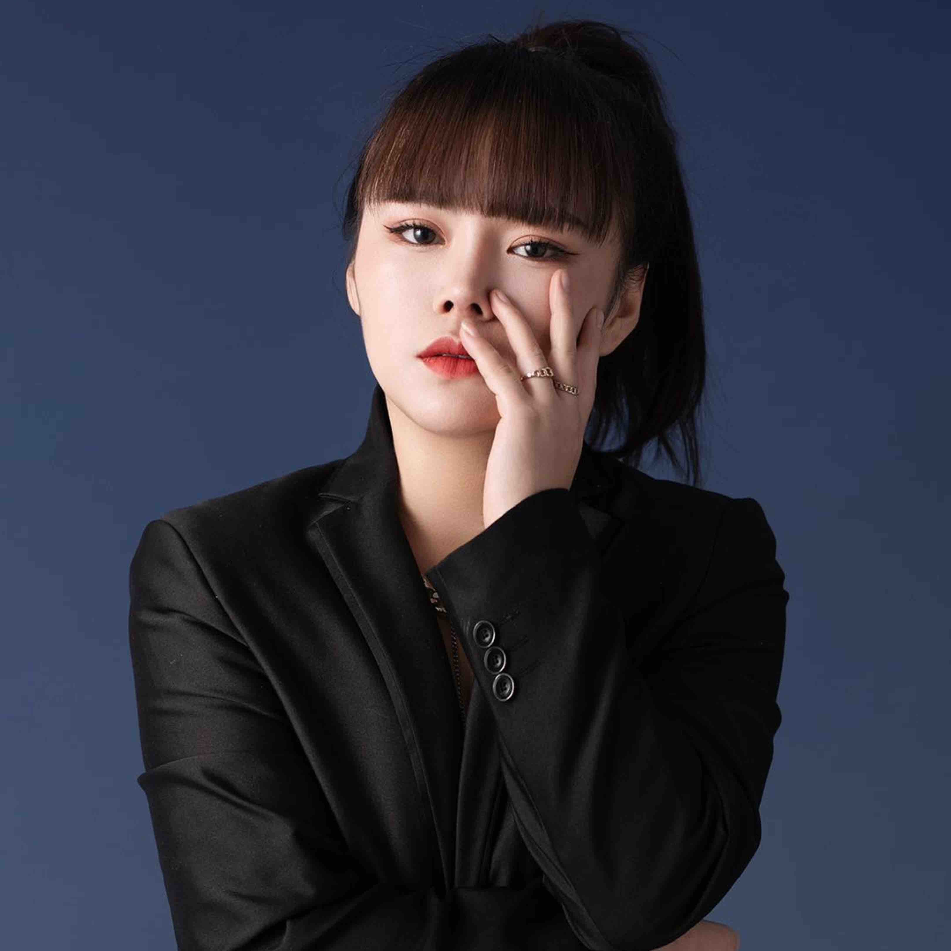 高蹺妹.
