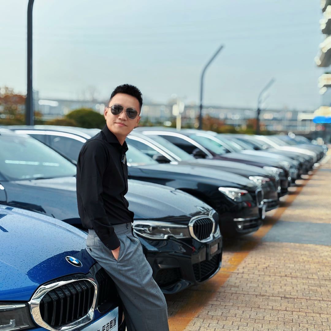 扳手汽车