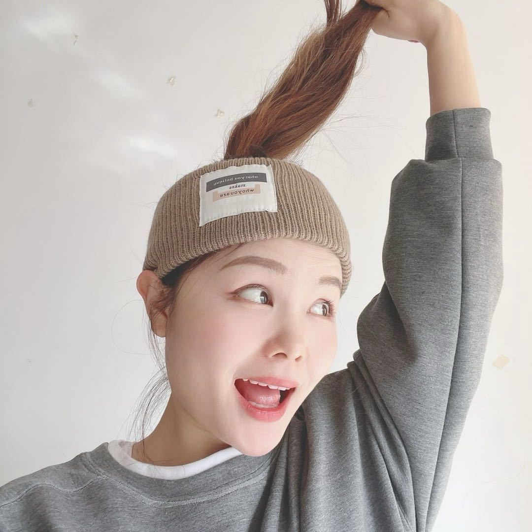 曼曼吃的妮