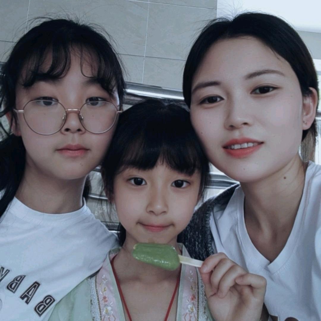 乐妈和两个女儿