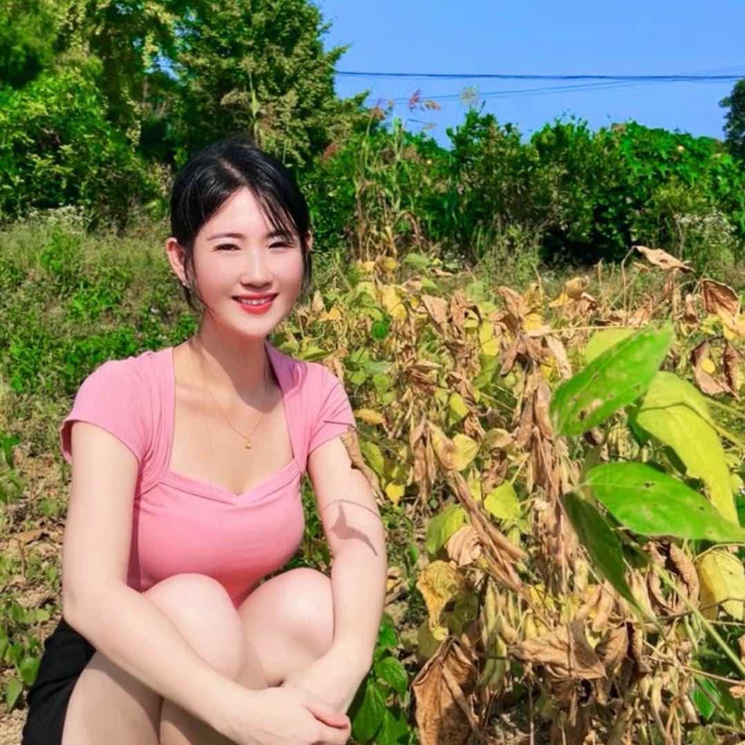 大山里的丫头11月24日生日庆