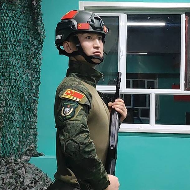 酒泉天狼青少年军事体育特训营